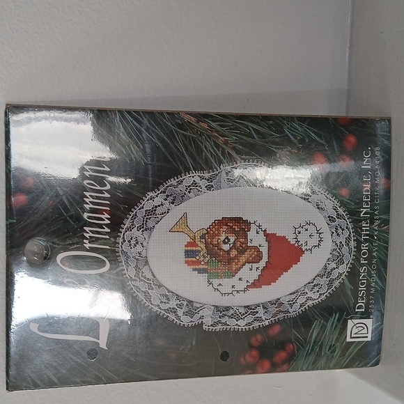 VTG Designs for the Needle Christmas Ornament Cross Stitch Kit 1248 Puppy Dog - Picture 8 of 8